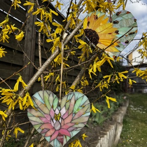 mozaik szív, tavirózsa, üveggel és gyönggyel - otthon & életmód - dekoráció - kép & falikép - mozaik kép - Meska.hu