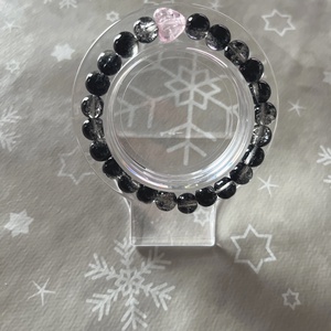 Fekete üveggyöngy karkötő - szívvel, Ékszer, Karkötő, Gyöngyös karkötő, Ékszerkészítés, Gyöngyfűzés, gyöngyhímzés, MESKA