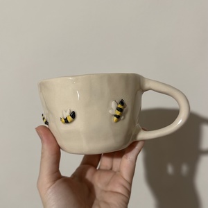 Méhecskés bögre, Otthon & Életmód, Konyhafelszerelés, tálalás, Tálalás, Bögre & Csésze, Agyagozás, MESKA