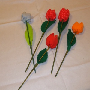 Anyák napi textil tulipáncsokor - otthon & életmód - dekoráció - virágdísz és tartó - csokor & virágdísz - Meska.hu