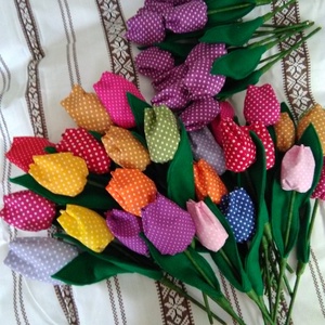 Anyák napjára textil tulipán - otthon & életmód - dekoráció - asztal és polc dekoráció - asztaldísz - Meska.hu