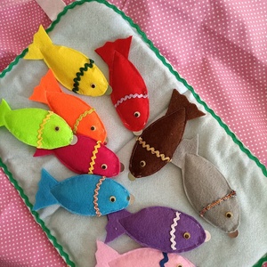 Textil horgászó játék - játék & sport - készségfejlesztő és logikai játék - szín és formaválogató játékok - Meska.hu