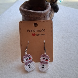 Gyöngyfűzött fülbevaló hóemberke - ékszer - fülbevaló - lógó fülbevaló - Meska.hu