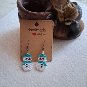 Gyöngyfűzött fülbevaló hóemberke - ékszer - fülbevaló - lógó fülbevaló - Meska.hu