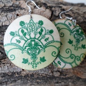 Menta ornamentika - fa fülbevaló zöld növényi mintás díszítéssel -  - Meska.hu