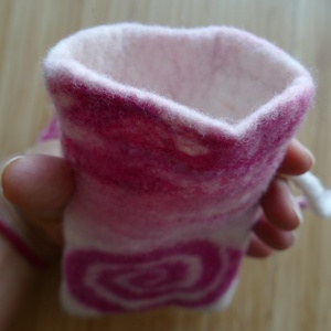 Pink spirál - nemezelt övtáska, tartó, tok - táska & tok - övtáska - Meska.hu