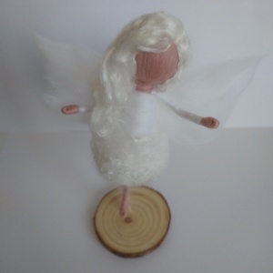 Hófehér tündér - gyapjú tündér, fehér színben, selyemmel - otthon & életmód - dekoráció - dísztárgy - Meska.hu