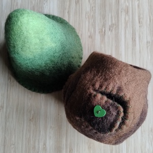 Zöld manó ház - gyapjúból nemezelt házikó  - játék & sport - baba & babaház - babaház - Meska.hu