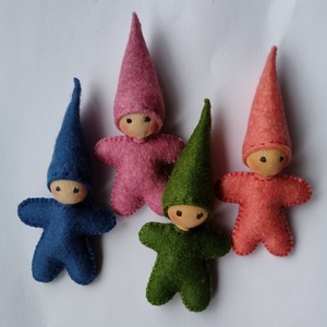 Marokmanó zöld - gyapjúfilc baba, Waldorf játék  - játék & sport - baba & babaház - baba - Meska.hu
