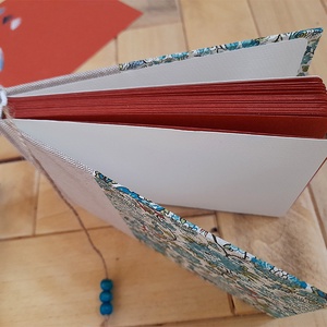 Egyedi sketchbook - kézi kötésű, vörös lapokból - otthon & életmód - papír, írószer - jegyzetfüzet & napló - Meska.hu