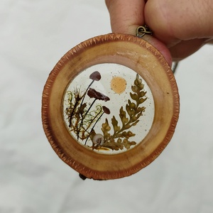 Gombás páfrányleveles medál - Meska.hu