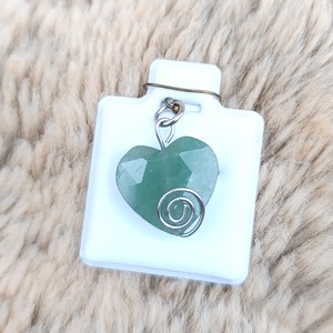 Zöld aventurin szív medál drót-csigával, Ékszer, Nyaklánc, Medálos nyaklánc, Ékszerkészítés, Fémmegmunkálás, MESKA