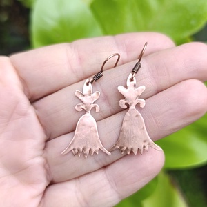 Réz virág fülbevaló pár, Ékszer, Fülbevaló, Lógó fülbevaló, Ékszerkészítés, Ötvös, MESKA