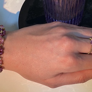 Lila köves gyűrű - ékszer - gyűrű - gyöngyös gyűrű - Meska.hu