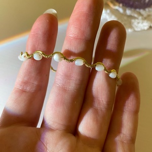 Kagylós karkötő - ékszer - karkötő - ásványkarkötő - Meska.hu