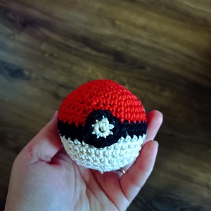 Pokélabda kulcstartó, Táska & Tok, Kulcstartó & Táskadísz, Kulcstartó, Horgolás, MESKA