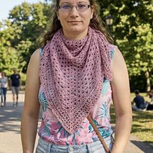 Lila színátmenetes háromszög kendő, Ruha & Divat, Sál, Sapka, Kendő, Kendő, Horgolás, MESKA