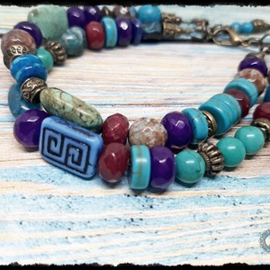 Színes, vidám vegyes ásvány karkötő - ékszer - karkötő - gyöngyös karkötő - Meska.hu
