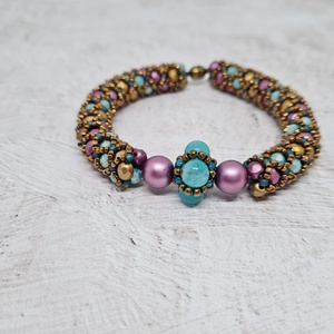 Arany szinú karkötő akvamarinnal - Meska.hu