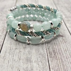 Halvány türkizkék karperec - Meska.hu