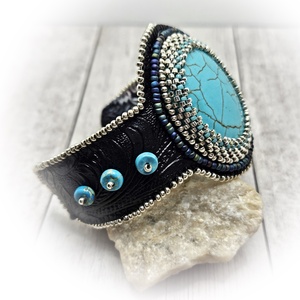 Howlit karperec - ékszer - karkötő - széles karkötő - Meska.hu