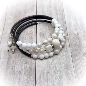 Fehér perzsa jáde karkötő - ékszer - karkötő - széles karkötő - Meska.hu
