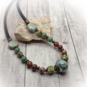 Afrikai türkiz- picasso jáspis nyaklánc - ékszer - nyaklánc - gyöngyös nyaklánc - Meska.hu