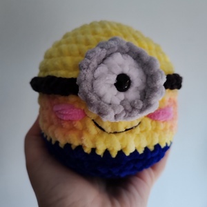 Horgolt Minionok inspirálta figura, Játék & Sport, Plüssállat & Játékfigura, Plüss mesefigurák, , MESKA