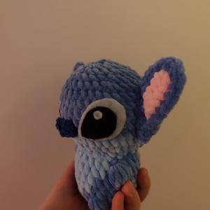 Stitch ihlette figura, kék űrlény horgolt amigurumi ajándék játék felnőtt gyerek - játék & sport - plüssállat & játékfigura - plüss mesefigurák - Meska.hu