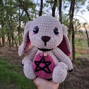 Boszorkány nyuszi, Játék & Sport, Plüssállat & Játékfigura, Nyuszi, Horgolás, MESKA