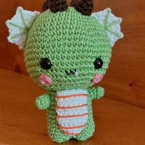 Sárkány bébi, Játék & Sport, Plüssállat & Játékfigura, Más figura, Horgolás, MESKA