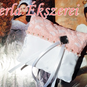 Rózsaszín áradat - esküvő - kiegészítők - gyűrűtartó & gyűrűpárna - Meska.hu