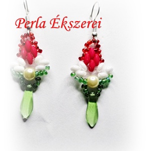 Nemzeti színű fülbevaló 2. - ékszer - fülbevaló - lógó fülbevaló - Meska.hu