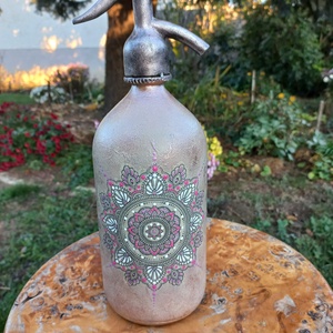 Retro szódásüveg mandala mintával, Otthon & Életmód, Dekoráció, Asztal és polc dekoráció, Díszüveg, Decoupage, transzfer és szalvétatechnika, Festett tárgyak, MESKA