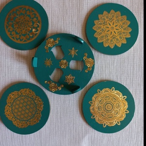 Arany mandala matricás  fa poháralátét szett tartóval - Meska.hu