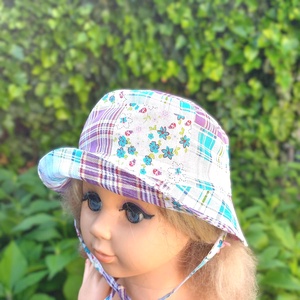 Halászsapka lányka - lila, kék patchwork mintás - Meska.hu