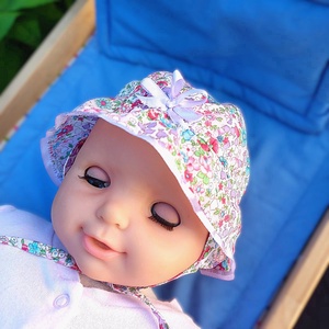 Niki fazon - nyári kislány kalapka / színes apró virágos - baba - mama - babaruházat - babasapka - Meska.hu