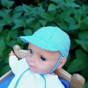 Labda sapka / fiú/ világoskék- fehér apró kockás - baba - mama - babaruházat - babasapka - Meska.hu