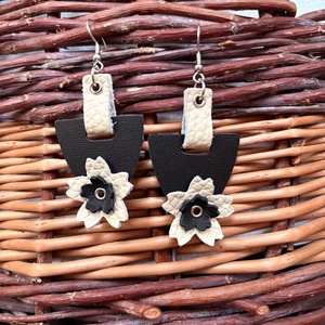 Ebony and ivory, Ékszer, Fülbevaló, Lógó fülbevaló, Bőrművesség, MESKA