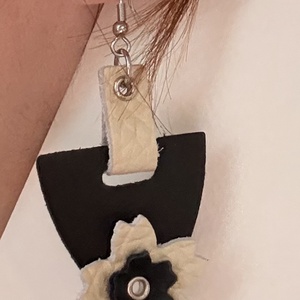 Ebony and ivory - ékszer - fülbevaló - lógó fülbevaló - Meska.hu