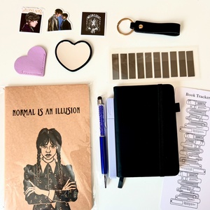LIMITÁLT KIADÁS: Bookish Bundle � Wednesday Könyvmoly csomag - diy (csináld magad) - egységcsomag - Meska.hu