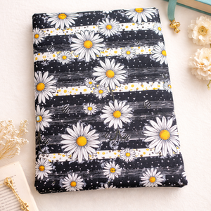 Fekete fehér csíkos, margarétás könyvtasak � Stílusos védelem kedvenc könyveidnek - Nagyméretű, Könyv & Zene, Könyvtok, Varrás, MESKA