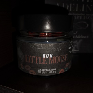 Dark Romance gyertya választható könyvhöz: Run little mouse (Haunting/Hunting Adeline), Credence szójaviasz illatgyertya - otthon & életmód - gyertya, illat, aroma - gyertya - Meska.hu