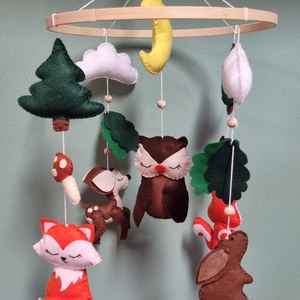 Erdei témájú kiságyforgó - Meska.hu
