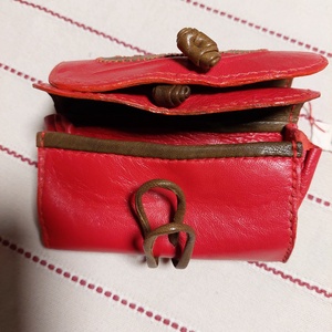 Piros-zöld tulipános pénztárca - táska & tok - pénztárca & más tok - pénztárca - női pénztárca - Meska.hu