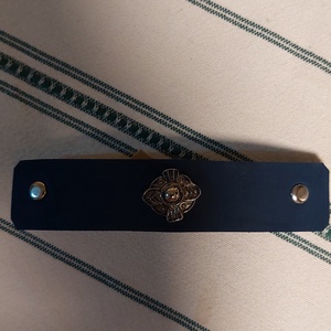 Veretes hajcsat, Ruha & Divat, Hajdísz & Hajcsat, Hajcsat & Hajtű, Bőrművesség, MESKA