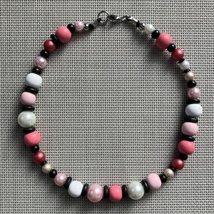 Hanami nyaklánc - ékszer - nyaklánc - bogyós nyaklánc - Meska.hu