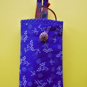 Kék virágmintás szemüvegtok, bármitartó - táska & tok - pénztárca & más tok - szemüvegtok - Meska.hu