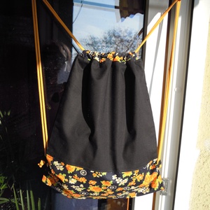 Fekete - virágos aljú gymbag, hátizsák, tornazsák 100% pamut , Táska & Tok, Hátizsák, Tornazsák, Gymbag, Varrás, MESKA