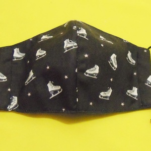 KORCSOLYÁS arcmaszk - kis méret - minőségi pamutból - gyerek - gyerek - Meska.hu